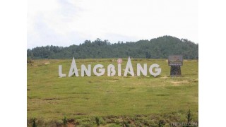 Núi Langbiang (Lâm Đồng)